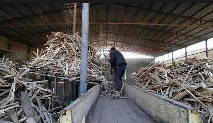 西吉县张撇村今年不用再烟熏火燎地过冬了!